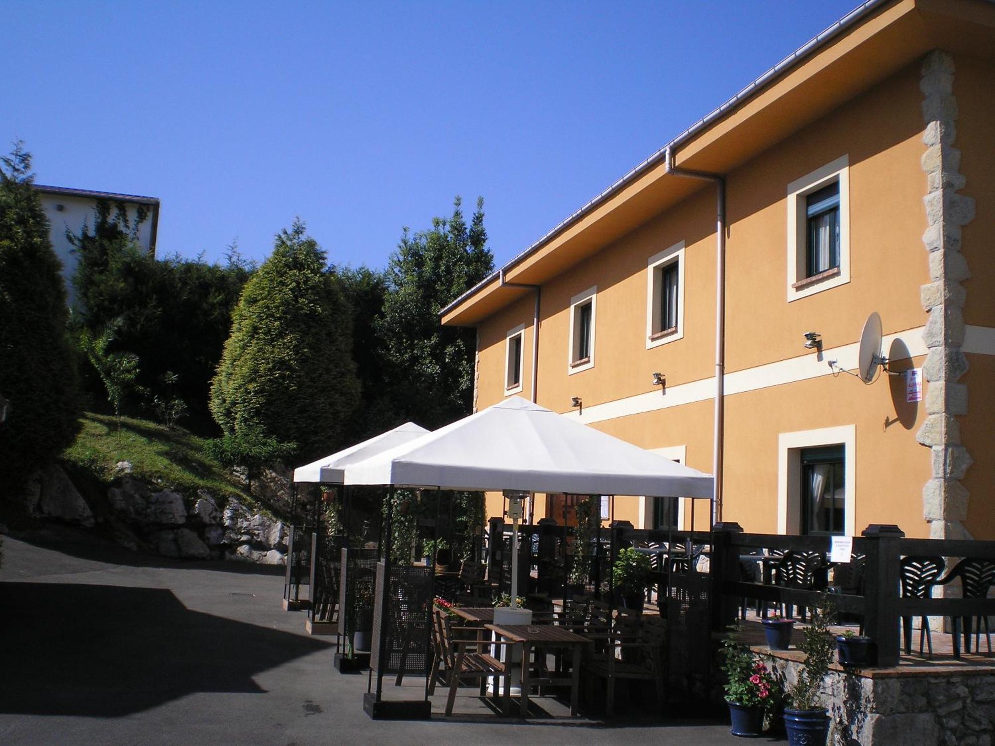 לאנס Hotel Alonso מראה חיצוני תמונה
