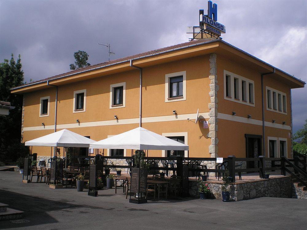 לאנס Hotel Alonso מראה חיצוני תמונה